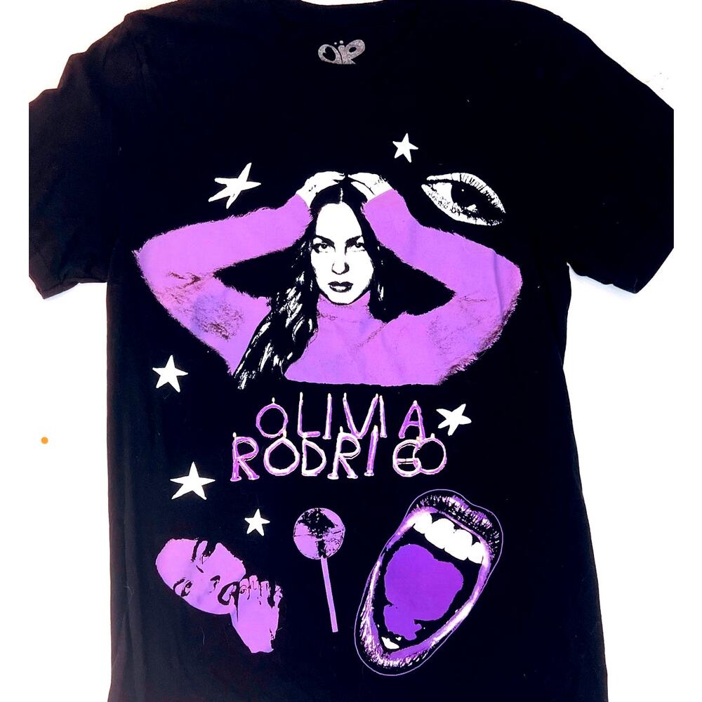 Olivia Rodrigo Guts Tour Merch Short Sleeve Tee - Size Small - Preowned